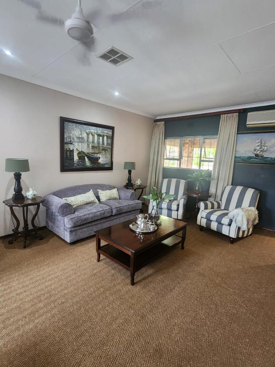 Hillton Manor Guest House Richards Bay Exterior photo