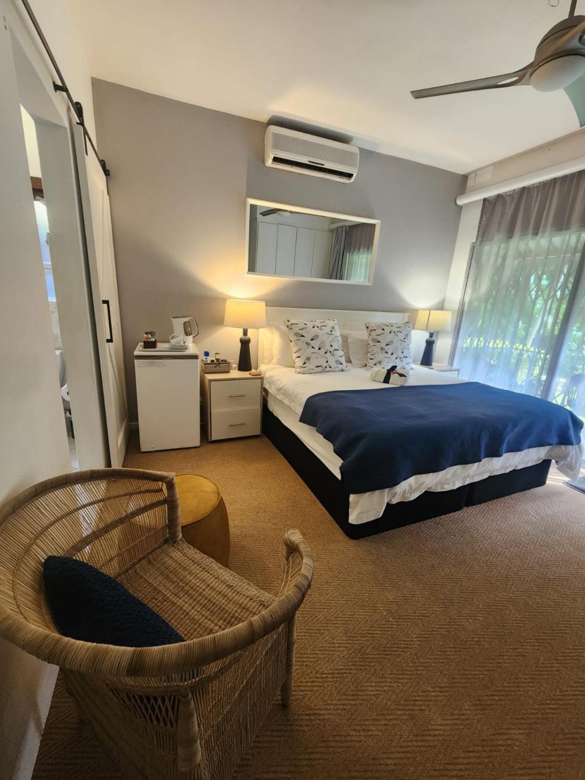 Hillton Manor Guest House Richards Bay Exterior photo
